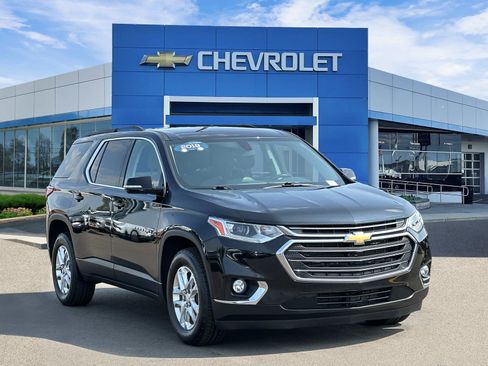 Certified 2019 Chevrolet Traverse LT AWD/4WD image 6