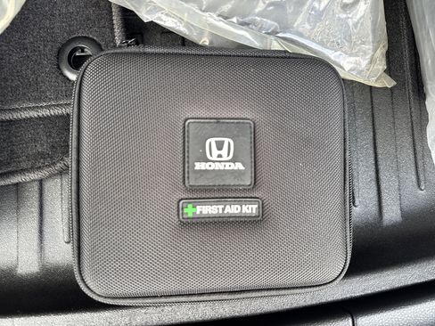 Used 2022 Honda CR-V Touring image 30