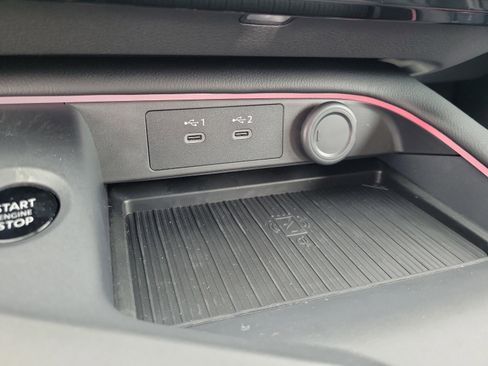 New 2026 Nissan Sentra SR w/ Floor Mat Package image 25