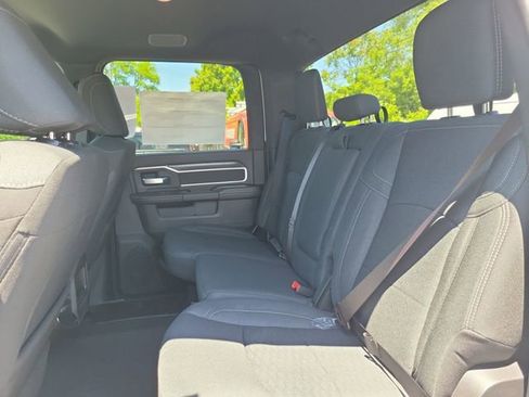 New 2026 RAM 2500 Big Horn AWD/4WD image 15