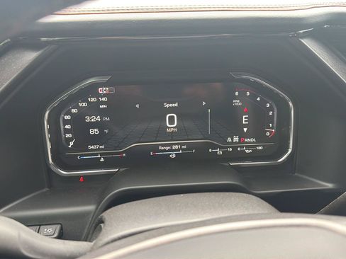 Used 2025 GMC Sierra 3500 AT4 w/ AT4 Premium Plus Package AWD/4WD image 10