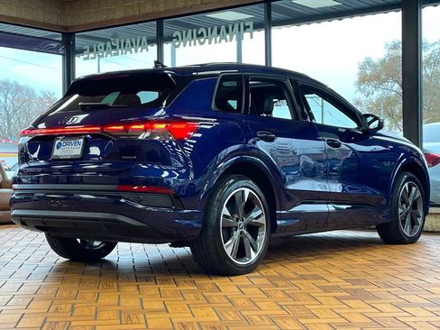 Used 2023 Audi Q4 e-tron Prestige w/ Black Optic Package image 11