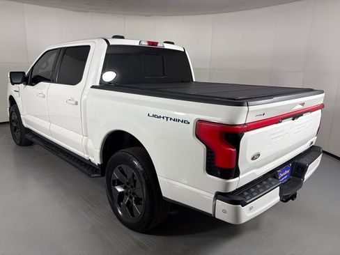 Used 2022 Ford F150 Lightning Lariat w/ Equipment Group 511A High image 7