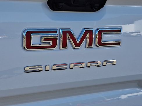 New 2026 GMC Sierra 1500 SLE AWD/4WD image 10