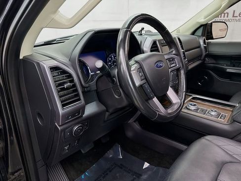 Used 2019 Ford Expedition Platinum image 10