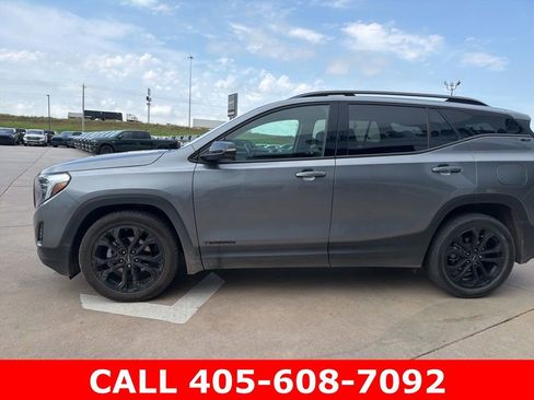 Used 2021 GMC Terrain SLT w/ Infotainment Package II FWD image 6
