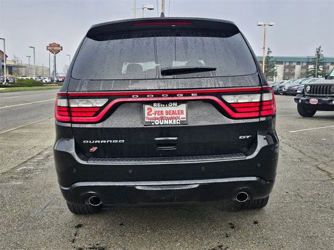 Used 2024 Dodge Durango GT image 6