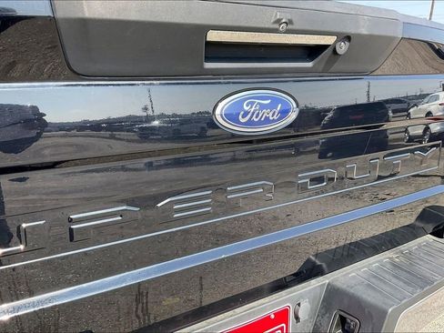 Used 2020 Ford F250 Lariat w/ Lariat Ultimate Package image 27