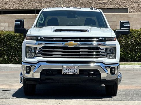 Certified 2024 Chevrolet Silverado 3500 LT w/ Convenience Package RWD image 9