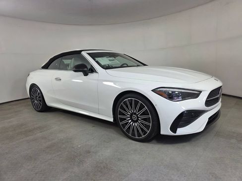 New 2027 Mercedes-Benz CLE 300 4MATIC Cabriolet image 9