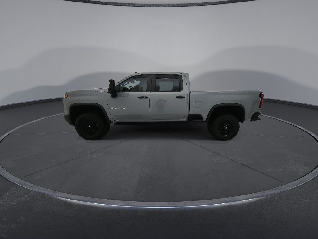 Used 2025 Chevrolet Silverado 2500 ZR2 w/ Technology Package AWD/4WD image 6
