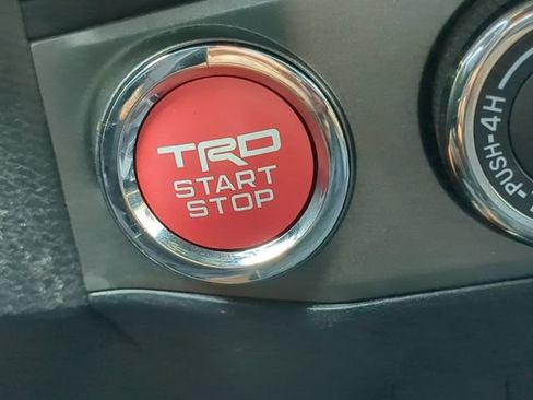 Used 2021 Toyota Tacoma TRD Off-Road AWD/4WD image 26