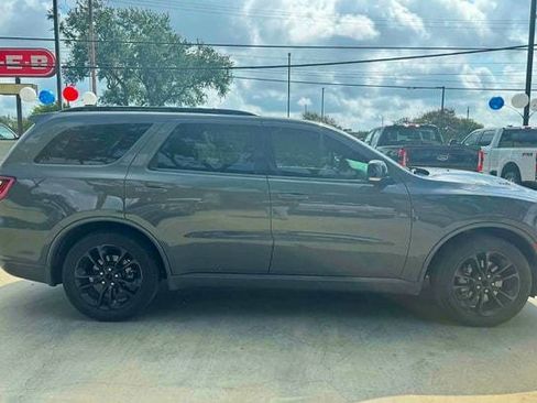 Used 2023 Dodge Durango GT RWD image 5