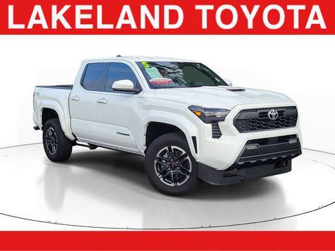 Certified 2025 Toyota Tacoma TRD Sport RWD image 1