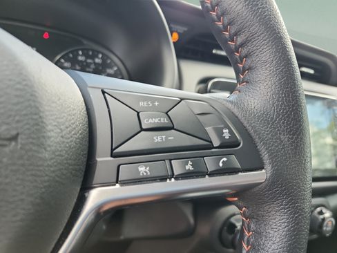 Certified 2024 Nissan Kicks SR w/ SR Premium Package FWD image 26