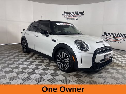 Used 2023 MINI Cooper S w/ Signature Upholstery Package image 4