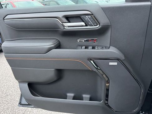 Certified 2025 GMC Sierra 1500 AT4 w/ AT4 Premium Package image 24