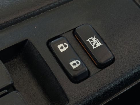 Used 2019 Toyota 4Runner TRD Off-Road image 38