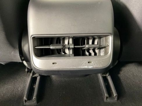 Used 2020 Tesla Model 3 Standard Range image 17