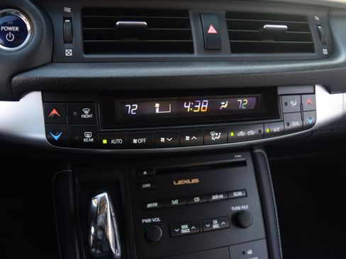 Used 2012 Lexus CT 200h Premium w/ Leather Pkg image 11