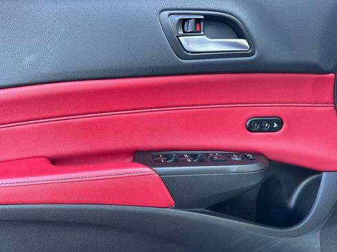 Used 2019 Acura ILX image 11