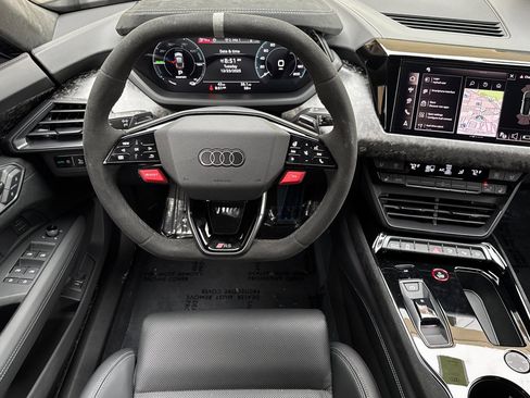 New 2026 Audi RS e-tron GT performance image 11