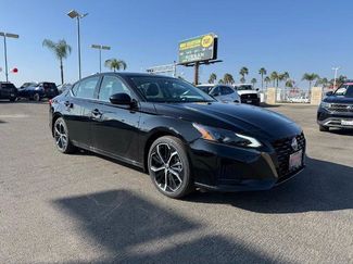 New 2025 Nissan Altima 2.5 SR w/ SR Premium Package 360° Tour