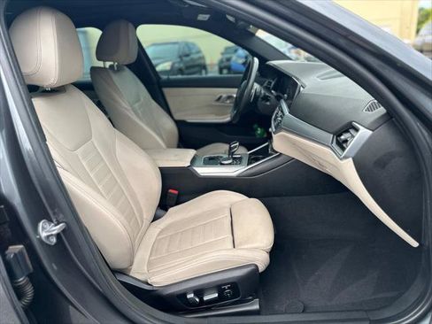Used 2020 BMW 330i Sedan w/ Executive Package RWD image 21