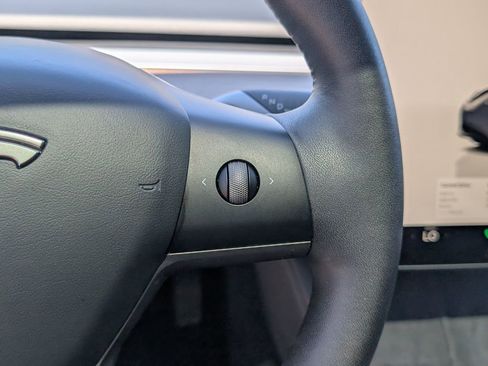 Used 2023 Tesla Model 3 Standard Range RWD image 25