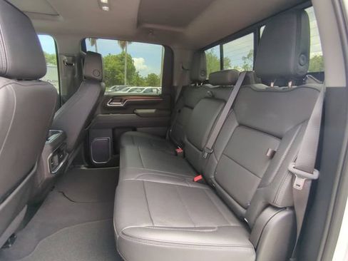 Used 2024 GMC Sierra 3500 Denali w/ Denali Reserve Package AWD/4WD image 15