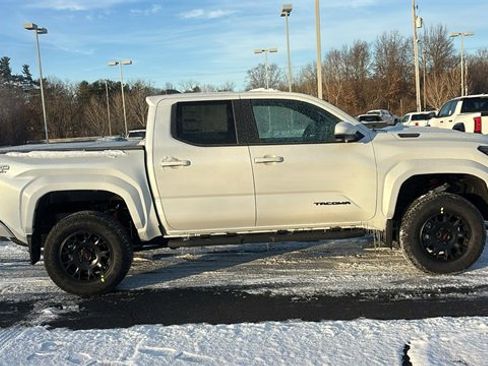 New 2026 Toyota Tacoma TRD Sport w/ TRD Sport Premium Package image 28