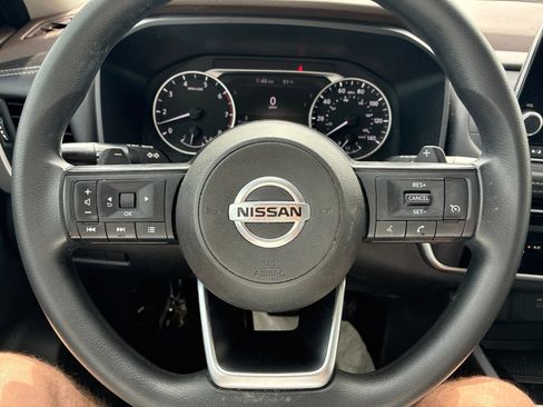 Used 2021 Nissan Rogue S FWD image 11