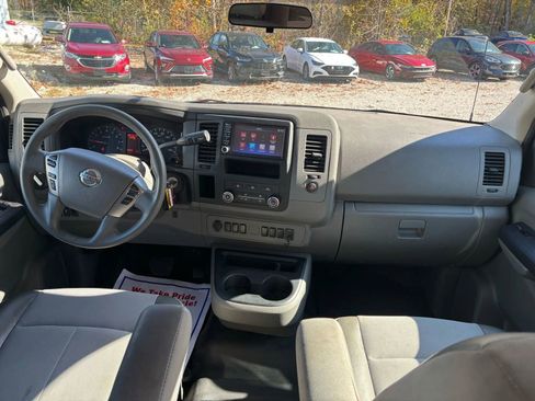 Used 2019 Nissan NV 3500 S image 41