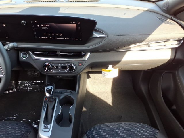 New 2026 Buick Envista Sport Touring w/ Convenience I Package FWD image 18