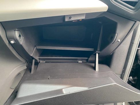 Used 2016 Ford C-MAX Energi SEL w/ Equipment Group 302A image 34