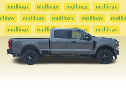 New 2026 Ford F250 Lariat w/ Black Appearance Package AWD/4WD image 5