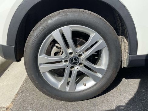 Used 2018 Mercedes-Benz GLA 250 4MATIC image 5