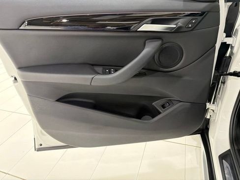 Used 2019 BMW X1 xDrive28i w/ Convenience Package AWD/4WD image 10