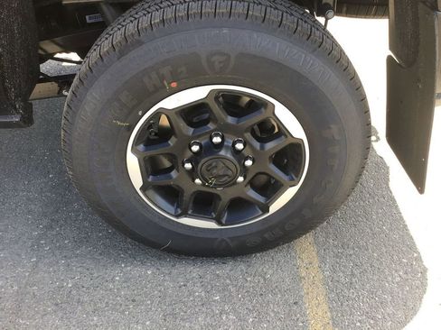 New 2025 RAM 2500 Laramie w/ Towing Technology Group image 10