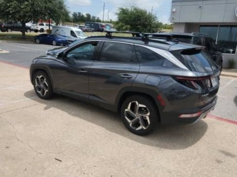 Used 2023 Hyundai Tucson Limited FWD image 3