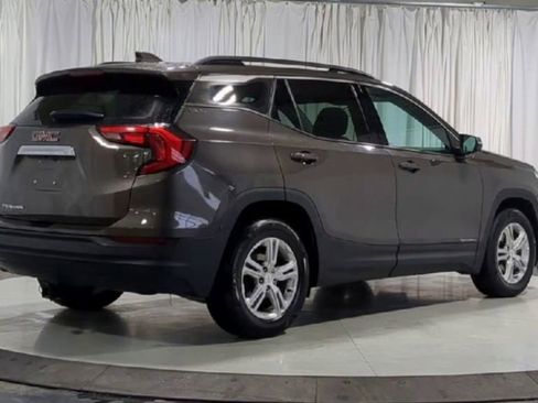 Used 2019 GMC Terrain SLE image 9