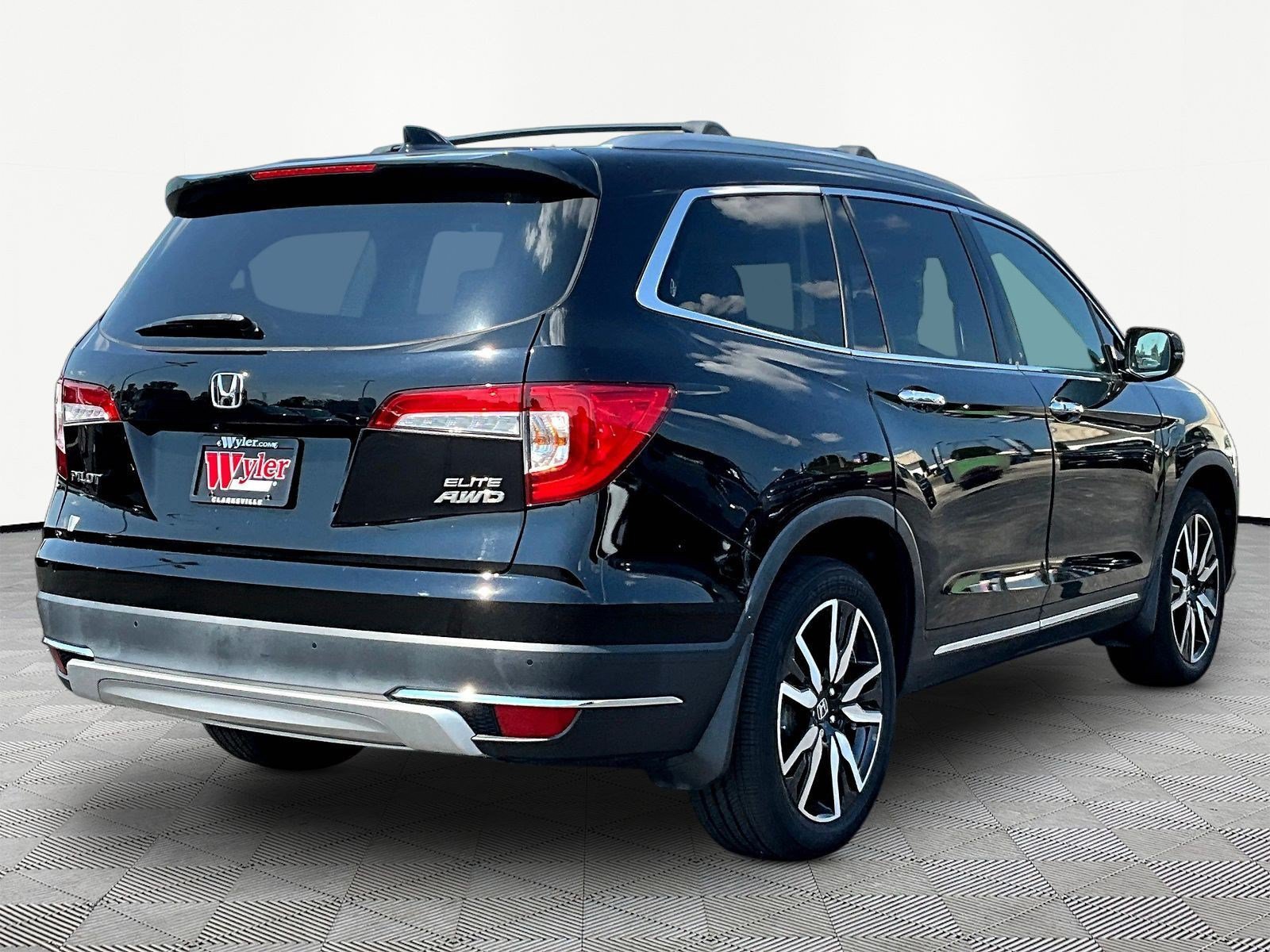 Used 2022 Honda Pilot Elite image 6