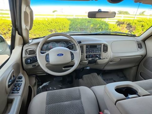 Used 2002 Ford F150 King Ranch RWD image 33