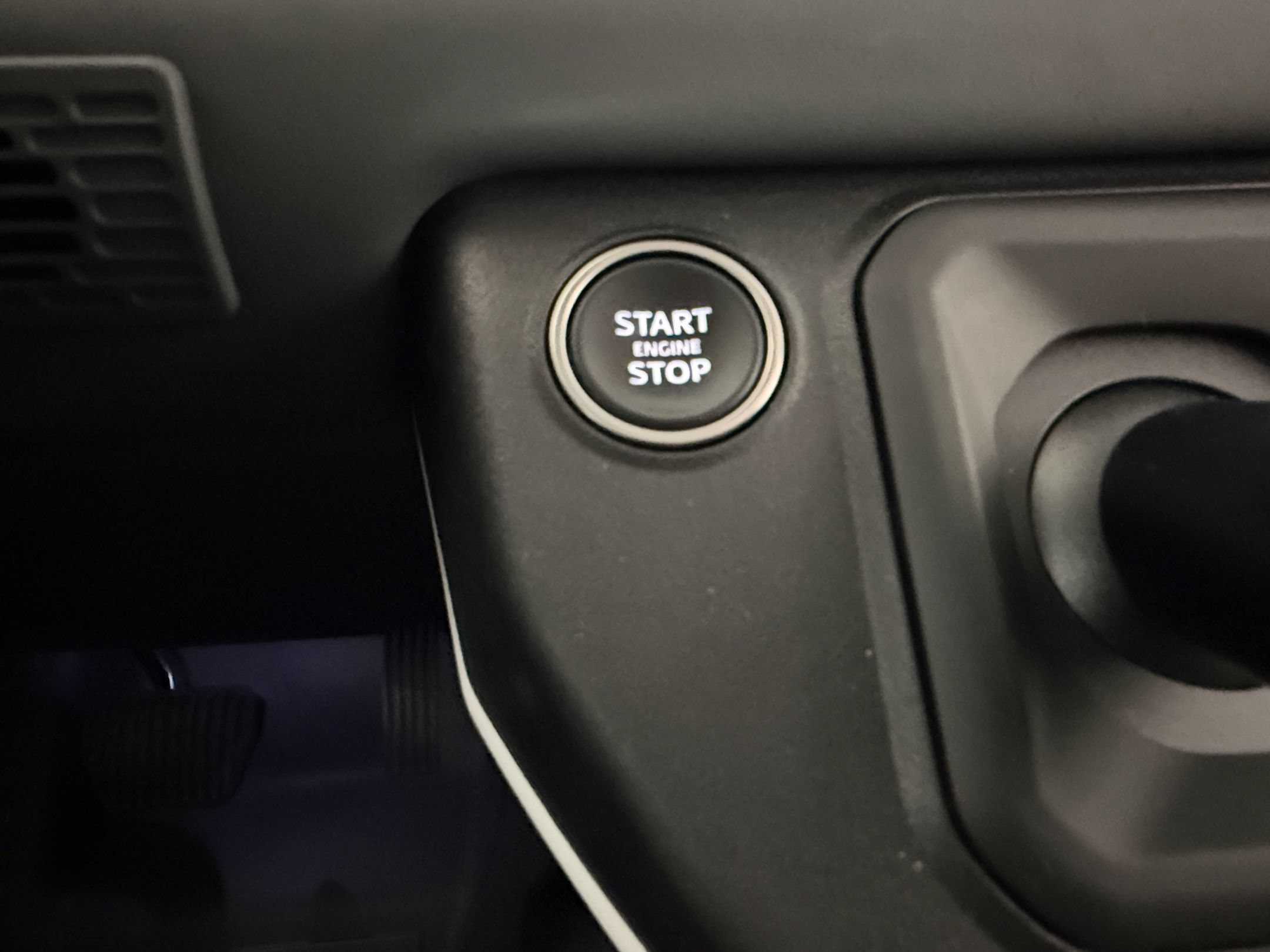 Used 2024 Land Rover Defender 110 S AWD/4WD image 17