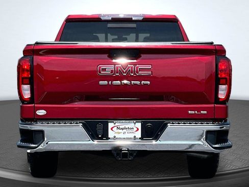 Used 2019 GMC Sierra 1500 SLE w/ SLE Value Package AWD/4WD image 4