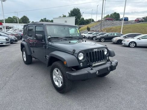Used 2017 Jeep Wrangler Unlimited Sport w/ Quick Order Package 24S AWD/4WD image 2