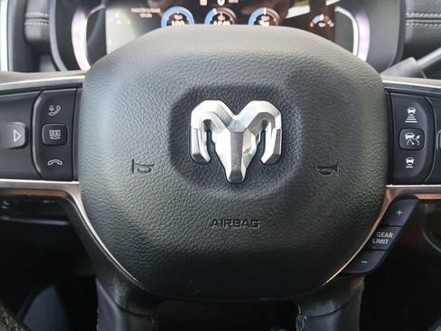 Used 2026 RAM 2500 Laramie AWD/4WD image 5