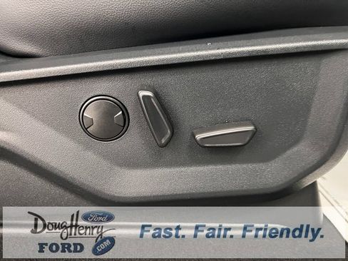 New 2026 Ford F250 Lariat w/ Black Appearance Package image 35