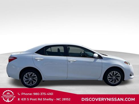 Used 2018 Toyota Corolla LE FWD image 5