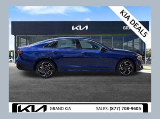 New 2026 Kia K5 GT-Line video 1